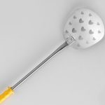 Lopata za okretanje i vađenje pizze marke Lilly Codroipo, perforirana, model CUORE u dimenziji 20/170cm - Slika 2
